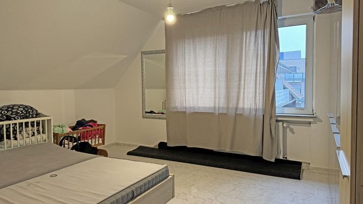 Schlafzimmer 3