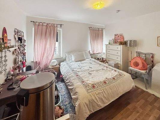 OG - Schlafzimmer- Wohnung 1