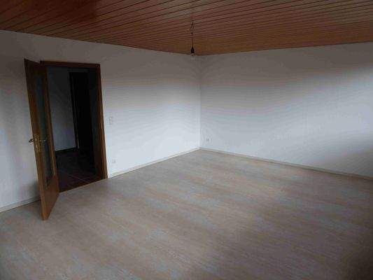 Wohnzimmer mit Kaminanschluss