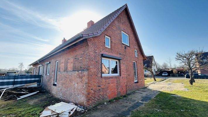 rückwärtige Gebäudeansicht