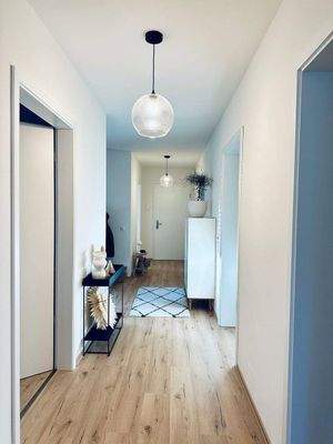 Der großzügige Flur