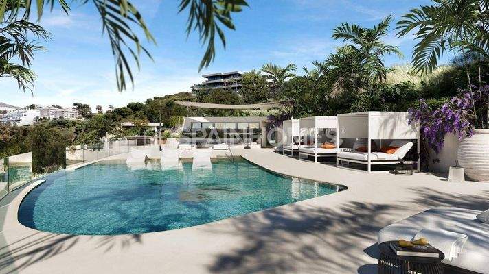 Beachside Sea-View Flats with Pool and Parking in Benalmadena