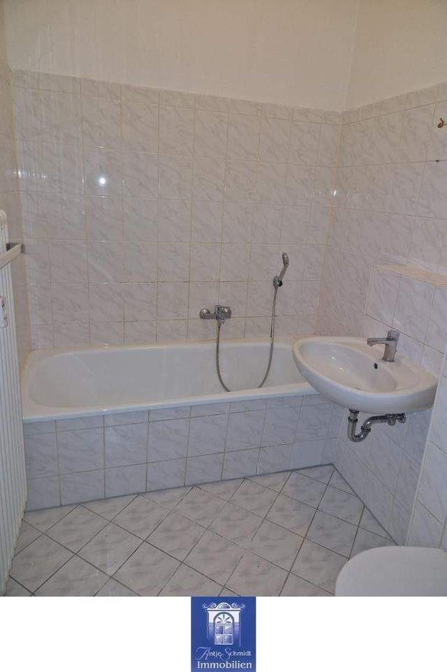 Ihre neue Wohnung mit Wannenbad und separater Küche in der Meißner Altstadt! - Photo 1