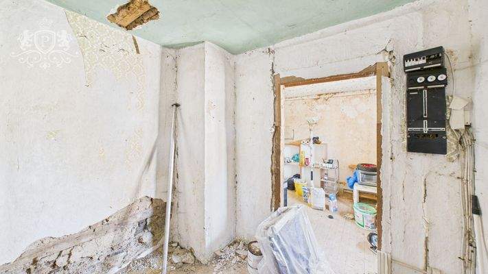 CAM01984G0-PR0469-STILL005