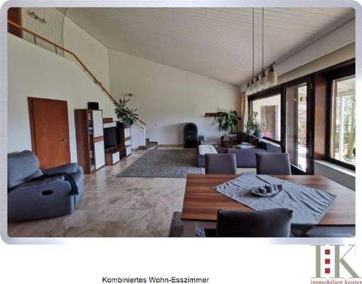 Wohn-/Esszimmer