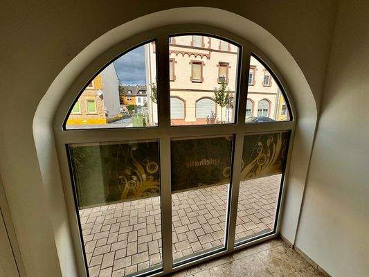 Haupteingang Gewerbe