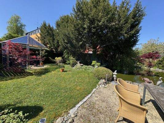 Schattenspendender Pavillon