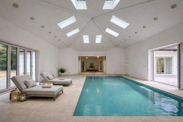 Poolbereich (Wohnbeispiel) 