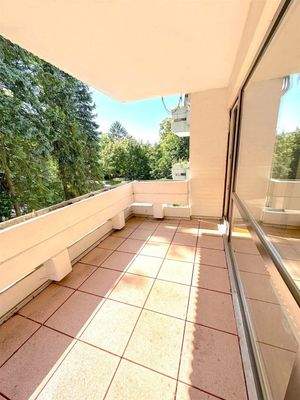 Balkon überdacht (Loggia)