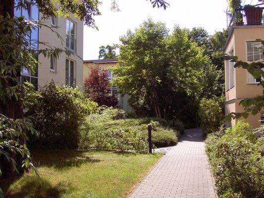 Weg in der Gartenanlage