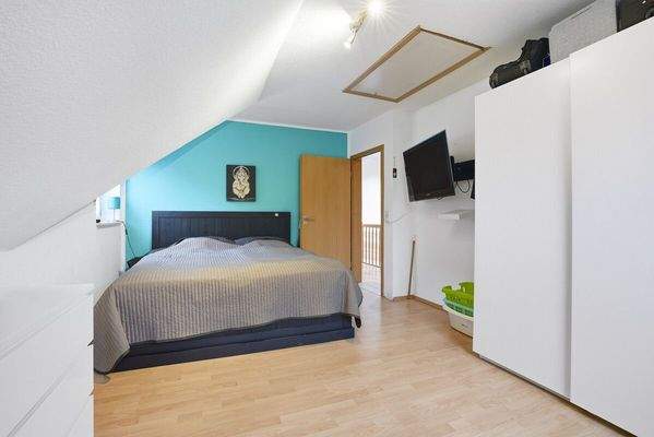 Elternschlafzimmer DG