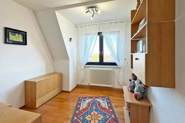 1. Kinderschlafzimmer im DG