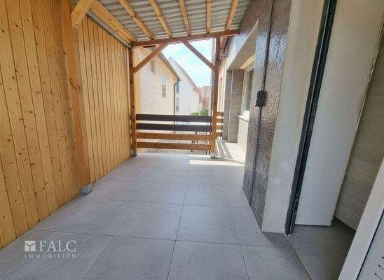 Balkon I - (KI generiert)