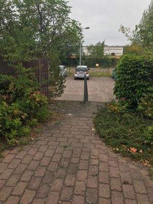 Weg zum Parkplatz