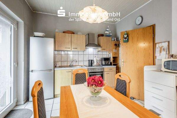 Küche und Esszimmer im Erdgeschoss