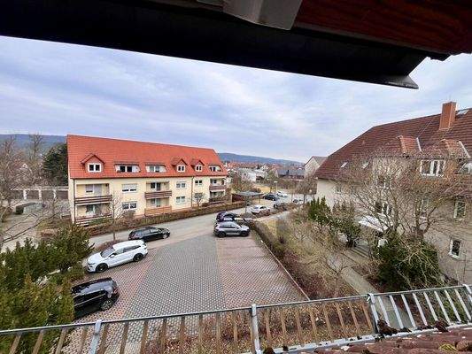 2026-3369-Blick aus Badezimmerfenster