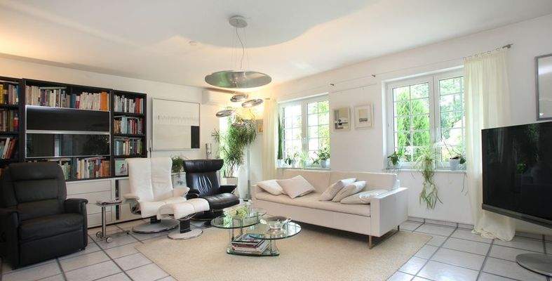 ein gutes Buch lesen.jpg