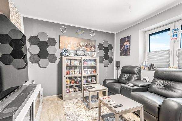 Gaming Room - rechte Wohneinheit