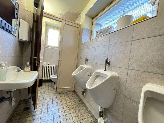 4 Toilette EG Herren 10502