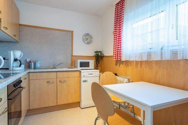 Küche Einliegerwohnung mit Einbauküche