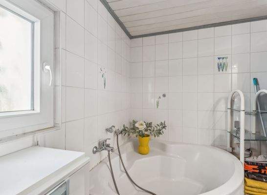 Badezimmer Ansicht III