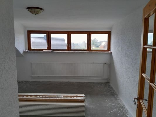 Zimmer 2 OG