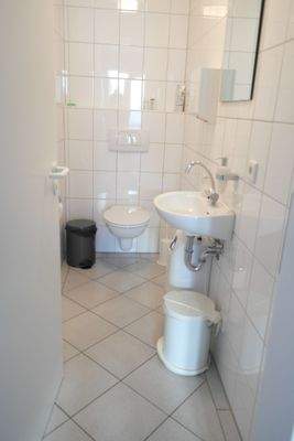 Toilette innen 2.JPG