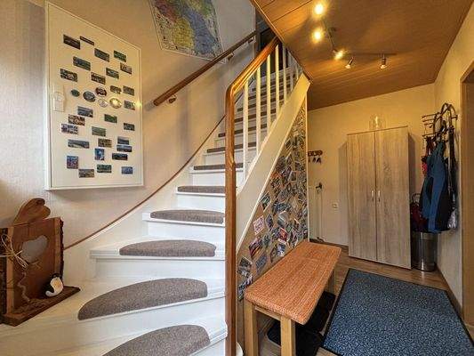 Flur / Treppe