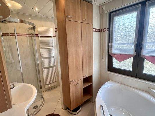 Badezimmer im Obergeschoss