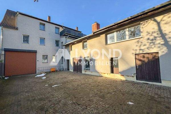 Hinterhausansicht mit Ausbaureserve