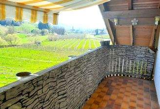 Sonnenbaden mit Markise