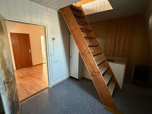 Zugang Spitzboden