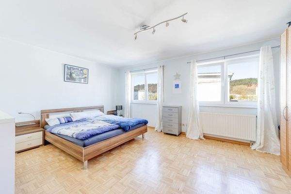 1.OG - Schlafzimmer 2