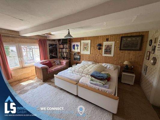 Wohnhaus Schlafzimmer OG