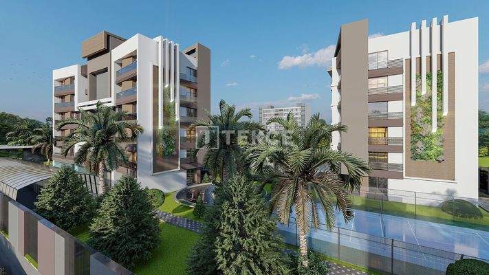 Apartments with Pool in Altıntaş Close to the Airport