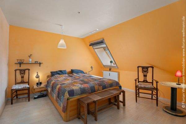 Zimmer 2: Schlafzimmer