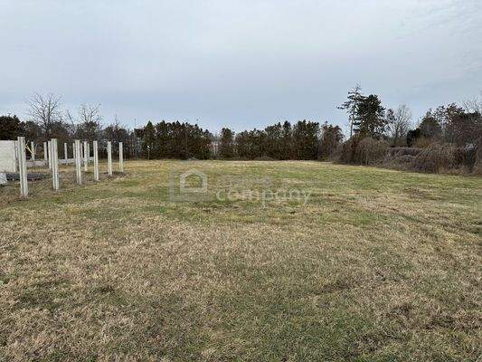 Gewerbefläche vorne