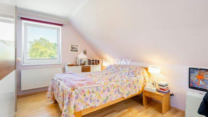 1. OG Schlafzimmer   1