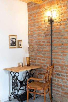 Arbeitsplatz an Omas Nähtisch