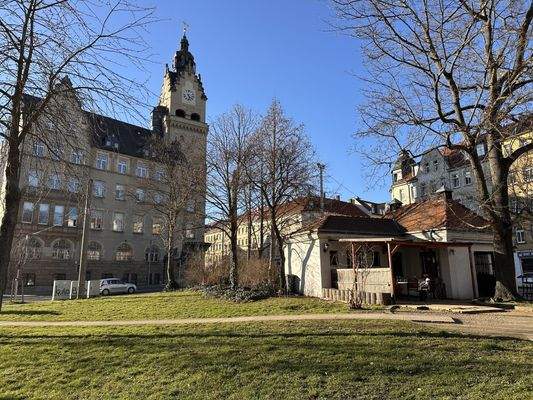 Architektonisches Meisterwerk: Rathaus Wahren gegenüber