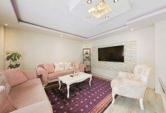 Helles Wohnzimmer