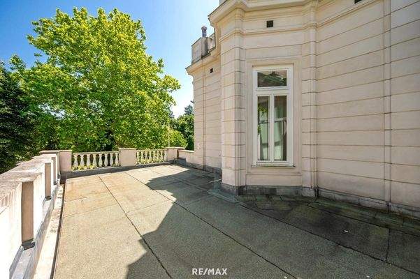 Terrasse gartenseitig