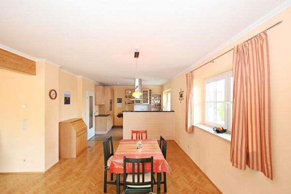 EG Küche, Wohn- u. Esszimmer 