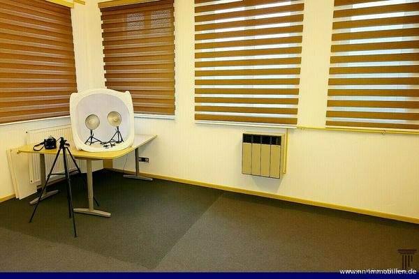 Innenansicht - sep. Büro 