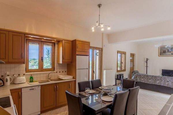 Kreta, Gavalochori: Zwei Villen und ein Studio mit einzigartigem Panoramablick auf das Meer zu verkaufen