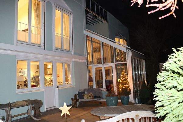 aead28ea-243f-4998-a138-931499e27d81