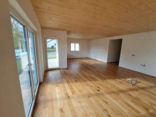 Wohn-,Ess-,Küchenbereich