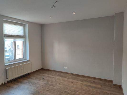 Wohnzimmer 1.OG re.jpg