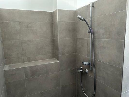 Moderne Dusche