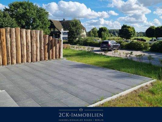 große süd-ost Terrasse